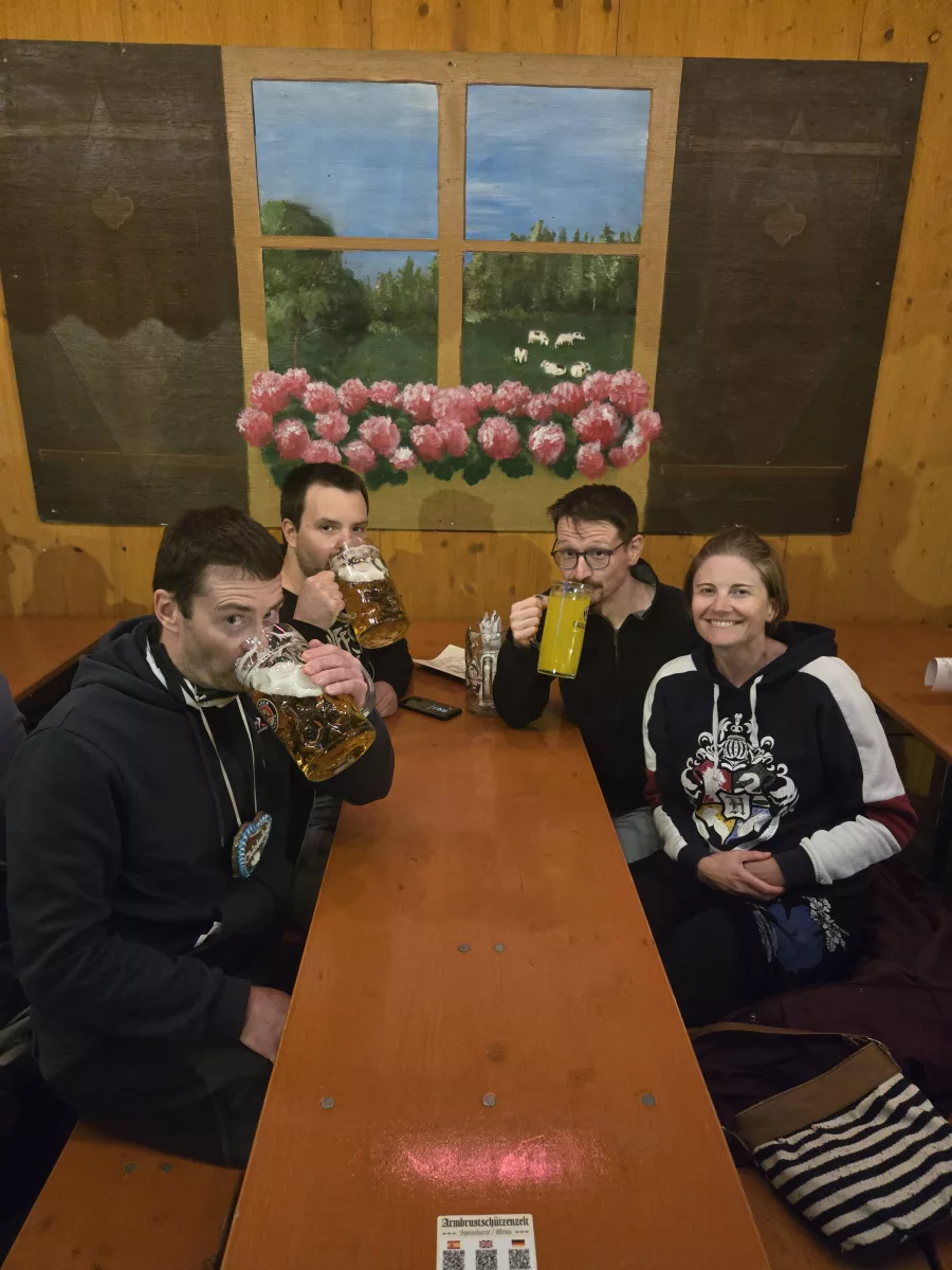 23/09 Oktoberfest en septembre, jour 1 avec les copains !
