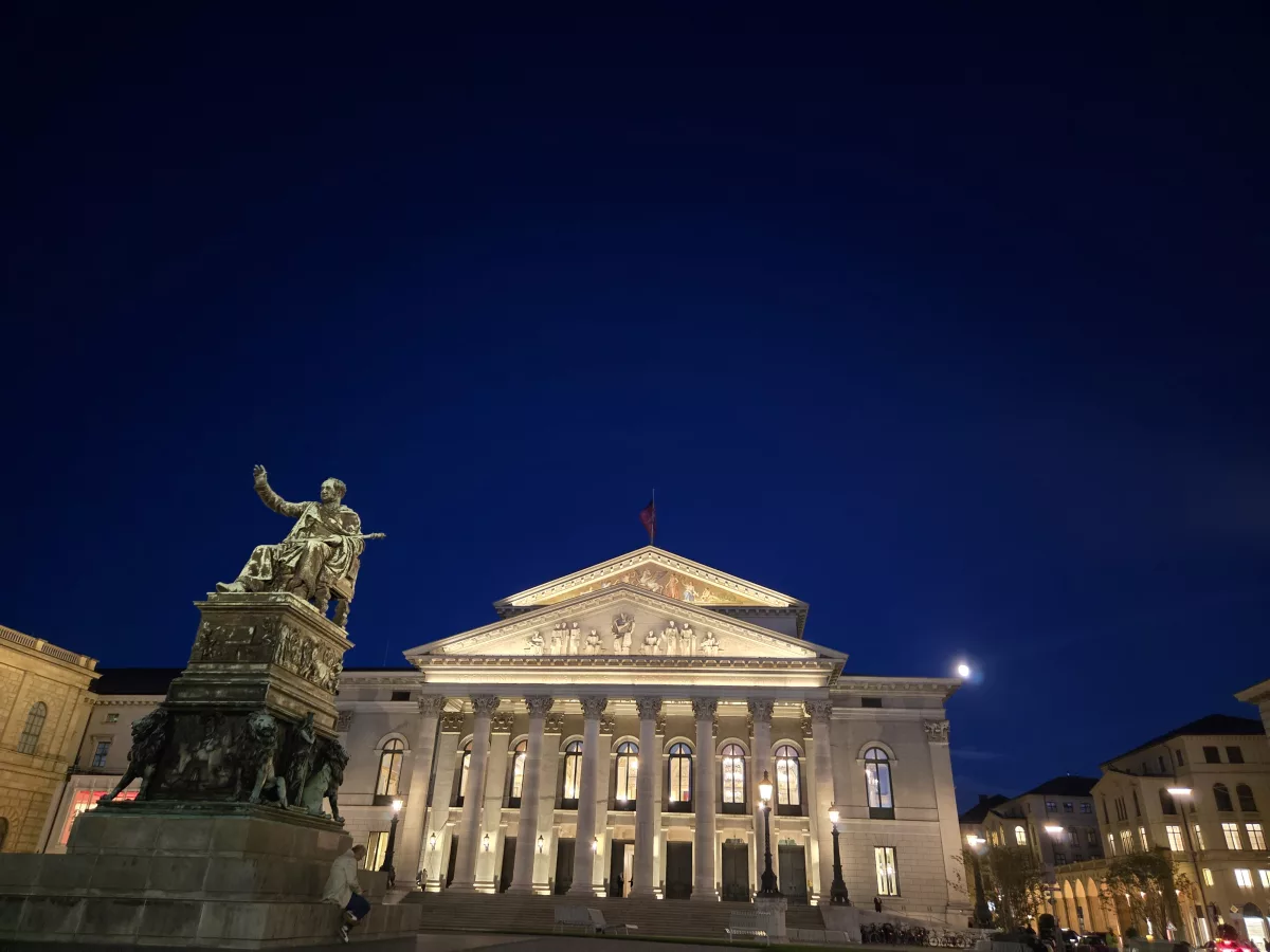 24/09 Munich by night